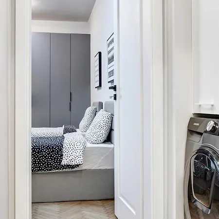 Spacious 2br Family Flat Next To Borisova Garden