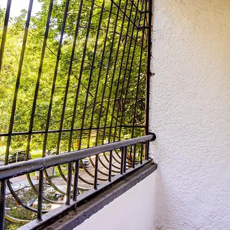 Spacious 2br Family Flat Next To Borisova Garden Διαμέρισμα Σόφια